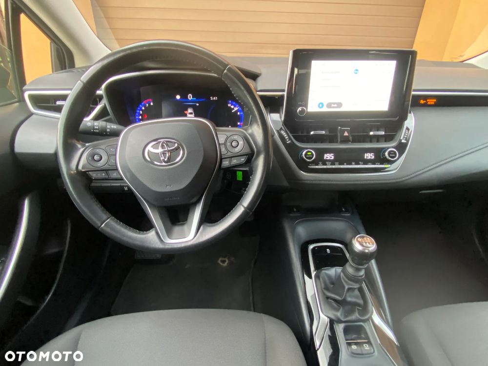 Toyota Corolla 1.5 Comfort - 19