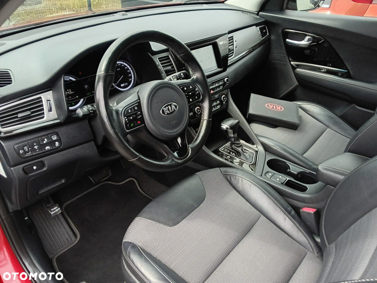 Kia Niro 1.6 GDI Hybrid Business Line - 9