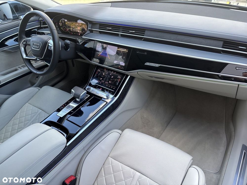 Audi A8 - 38