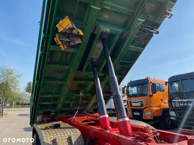 Mercedes-Benz Arocs 3243 8x4 - 15