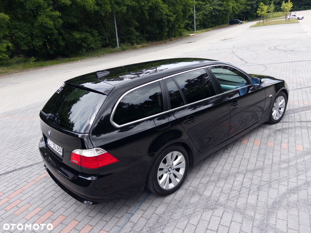 BMW Seria 5 520d Edition Exclusive - 12