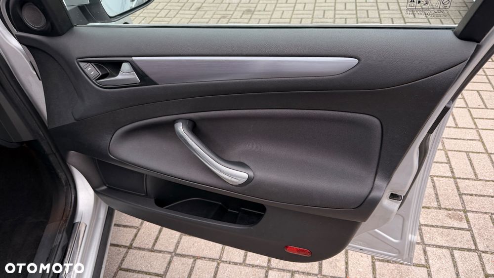 Ford Mondeo 2.0 TDCi Viva Titanium - 16