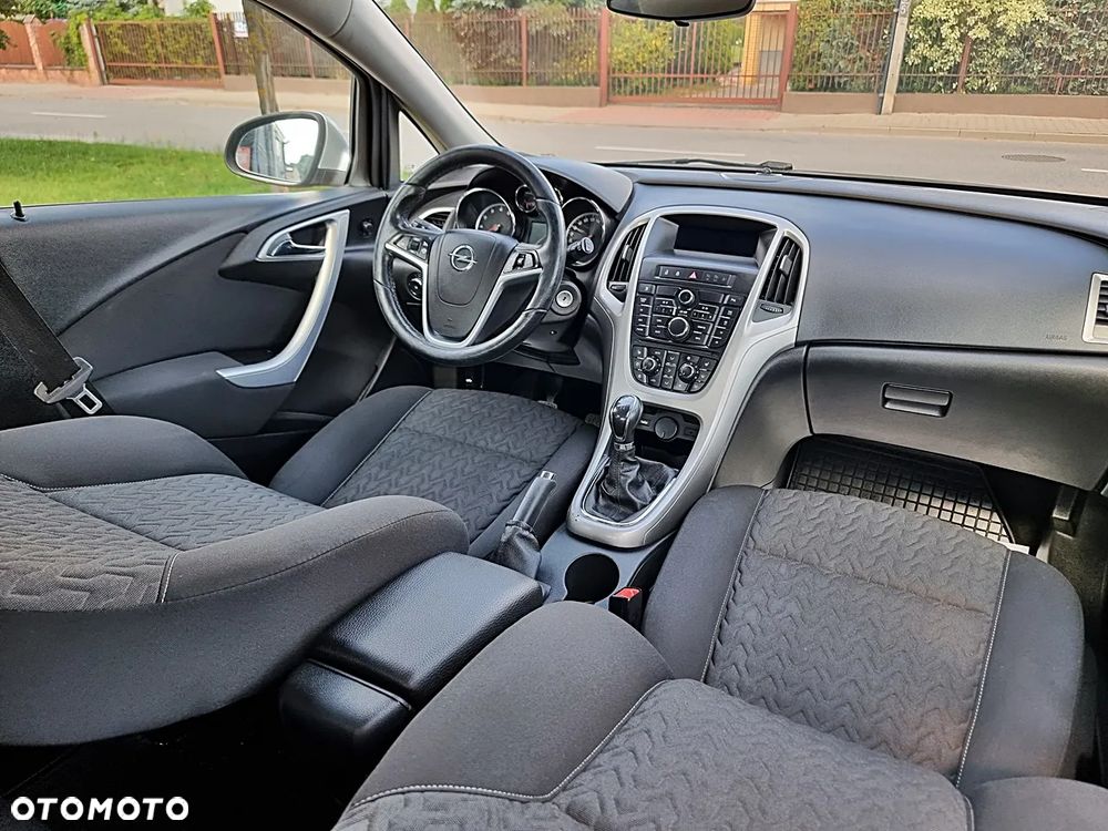 Opel Astra 1.6 Active - 11