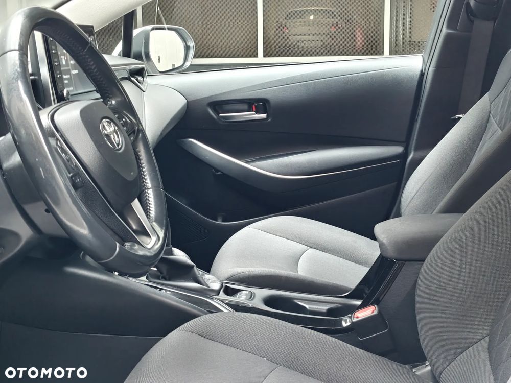 Toyota Corolla 1.8 Hybrid GPF Comfort - 18