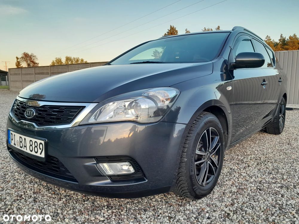 Kia Ceed - 5