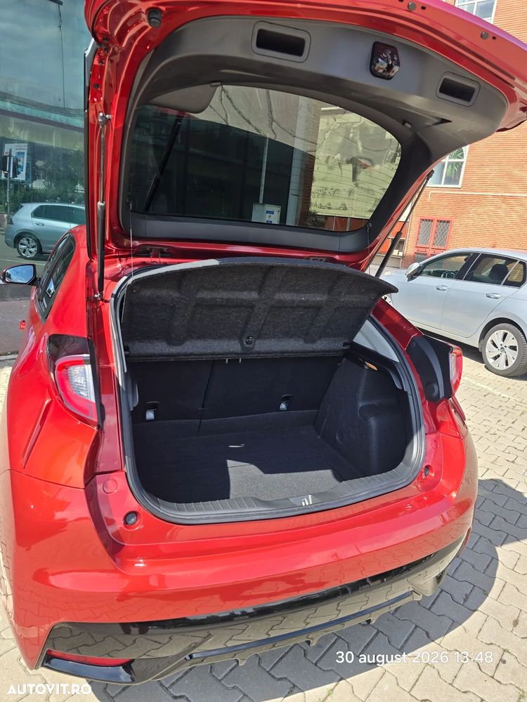 Honda Civic 1.8 i-VTEC MT Elegance - 11