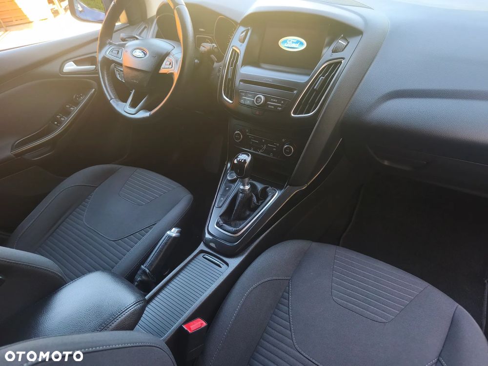Ford Focus 1.0 EcoBoost Connected - 15