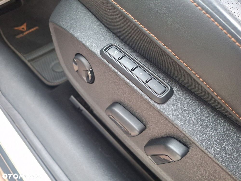 Cupra Formentor 1.4 e-Hybrid VZ DSG - 13