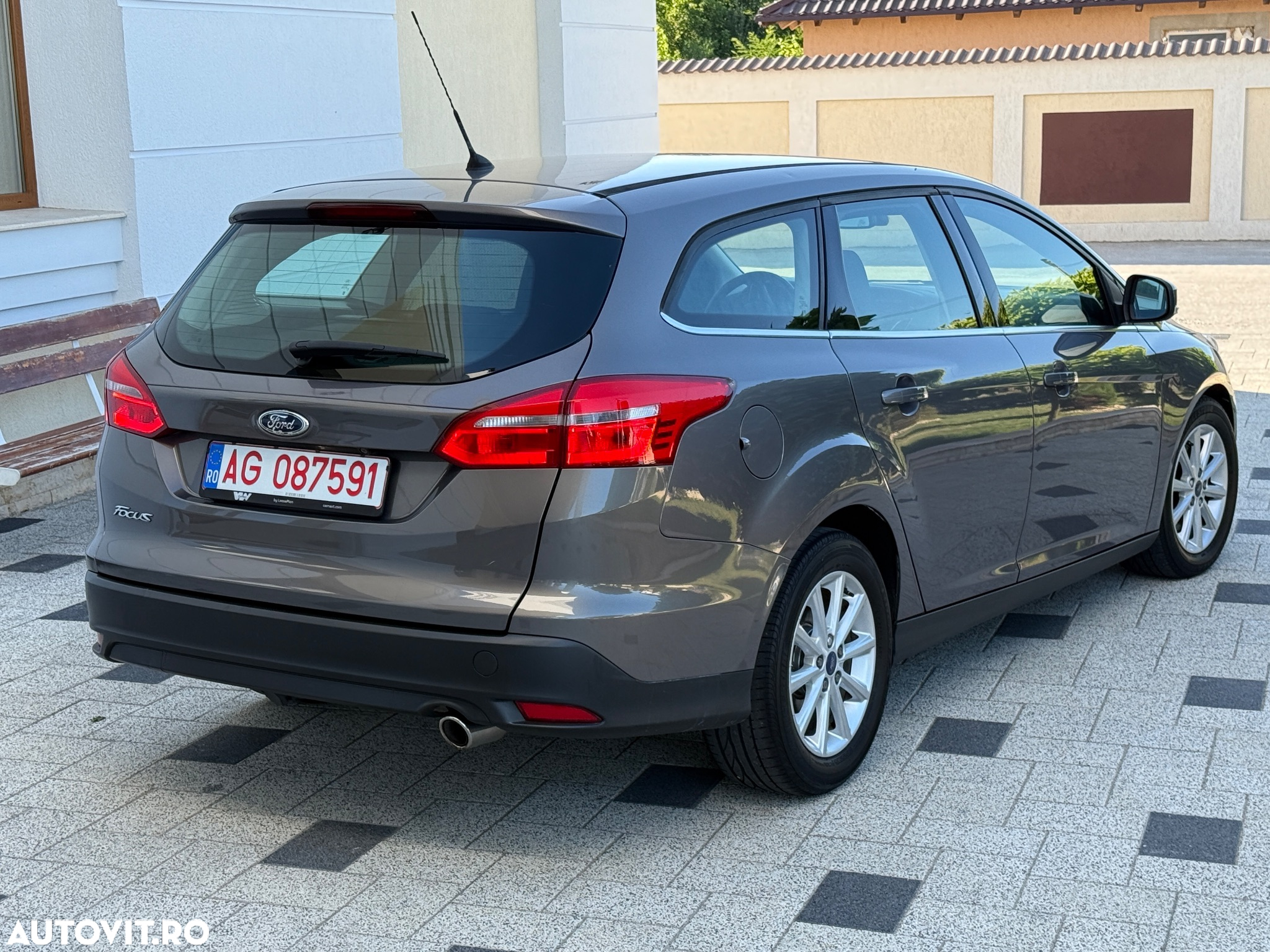 Ford Focus - 3