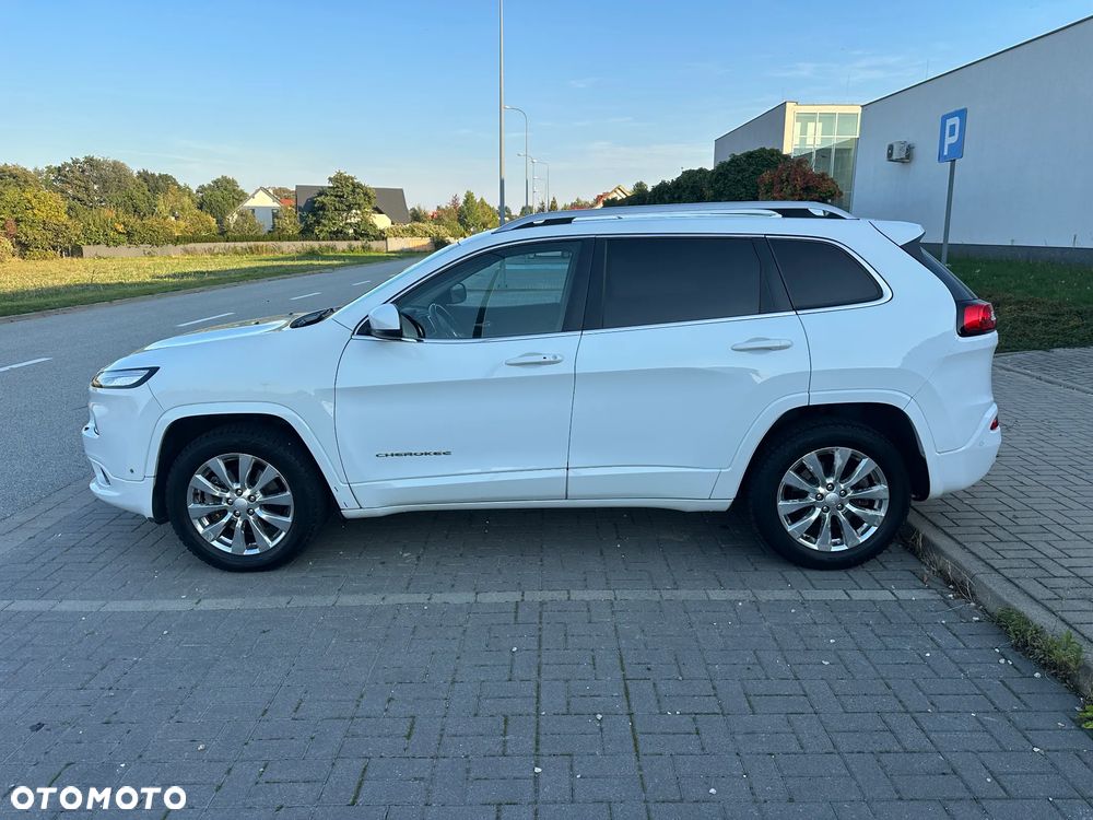 Jeep Cherokee - 8