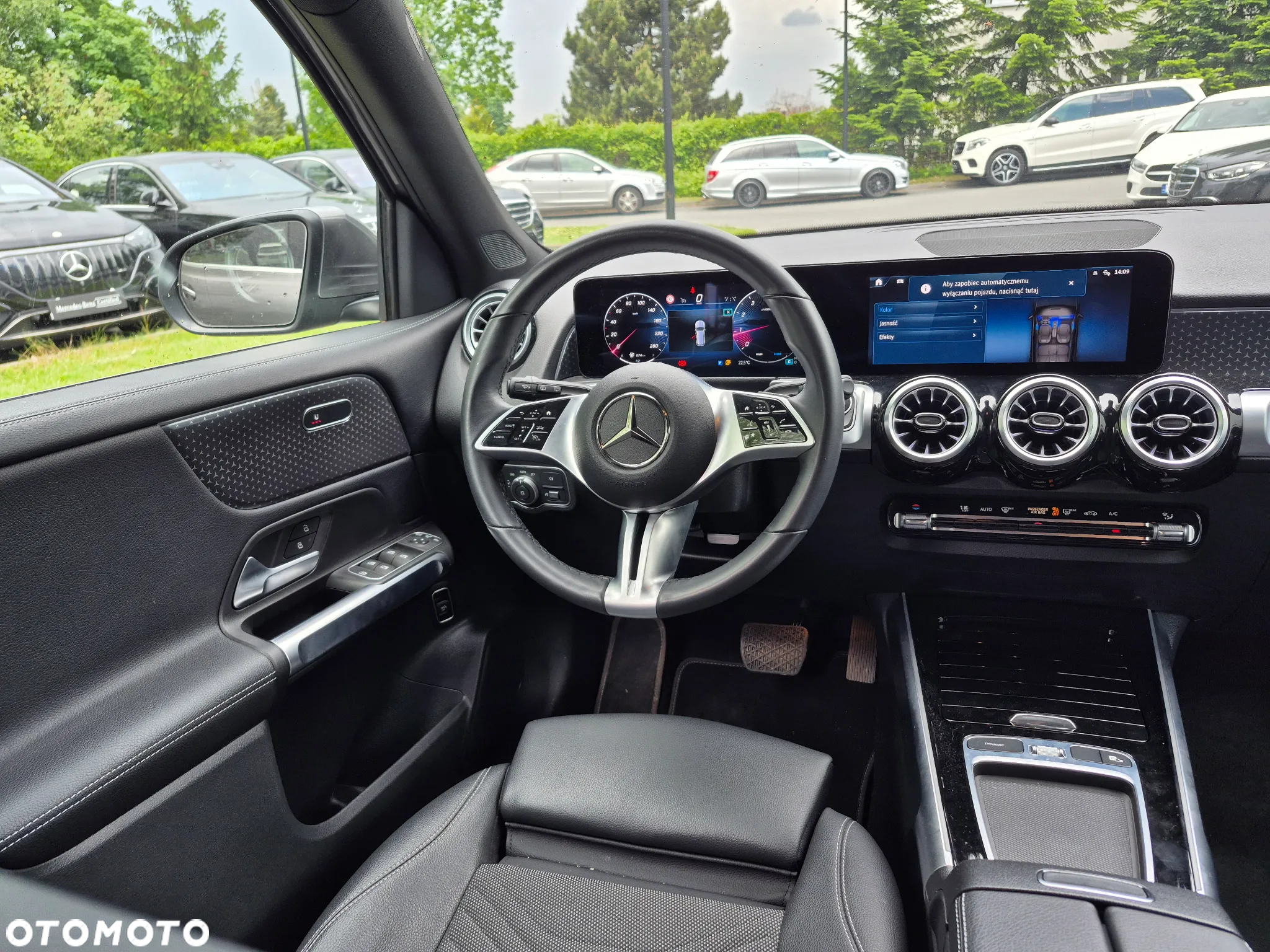 Mercedes-Benz GLB 200 Progressive 7G-DCT - 25