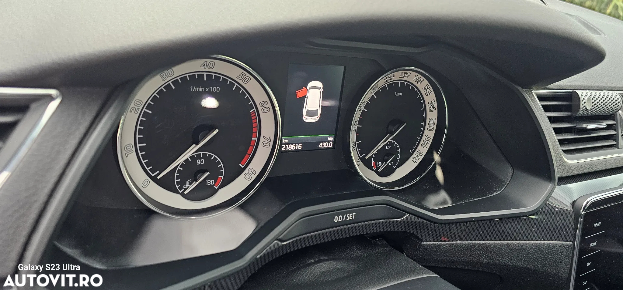 Skoda Superb 1.8 TSI DSG SportLine - 23