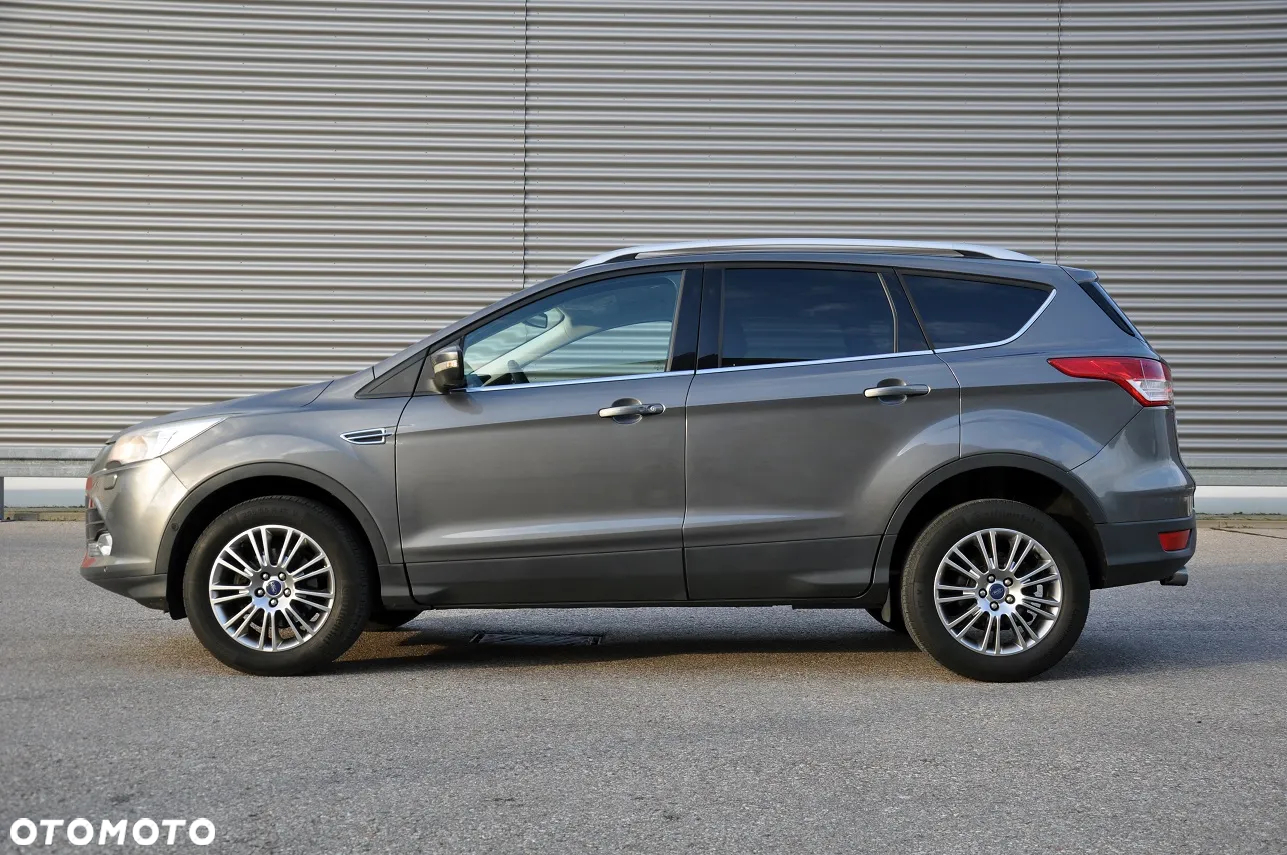 Ford Kuga 1.6 EcoBoost 2x4 Titanium - 11