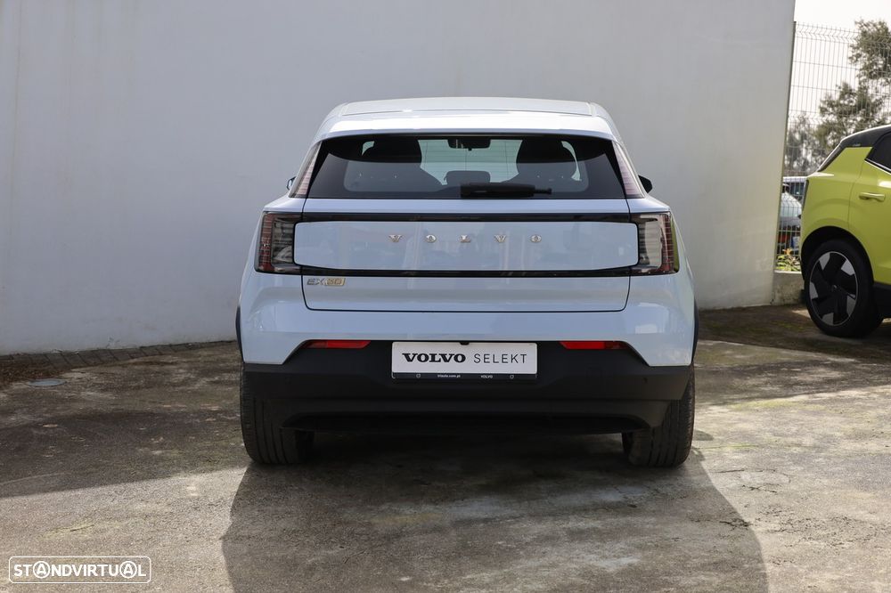 Volvo EX30 69 kWh Single Motor Extended Range Core - 5