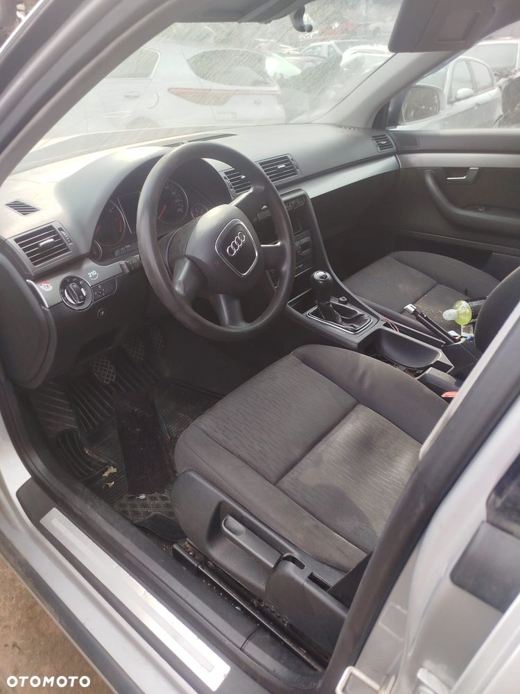Audi A4 B7 na części. - 4