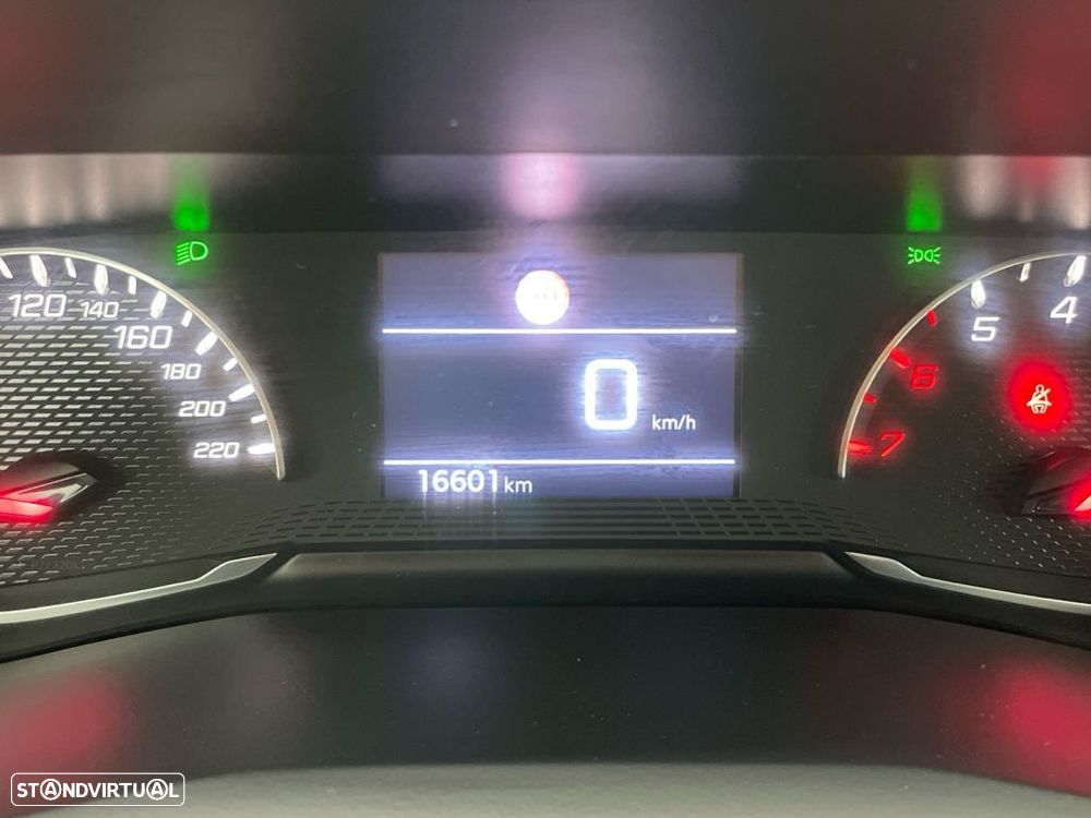 Peugeot 208 1.2 PureTech Style - 9