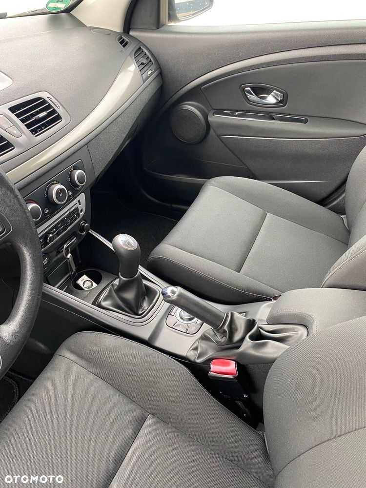 Renault Megane 1.6 16V Color Edition - 20