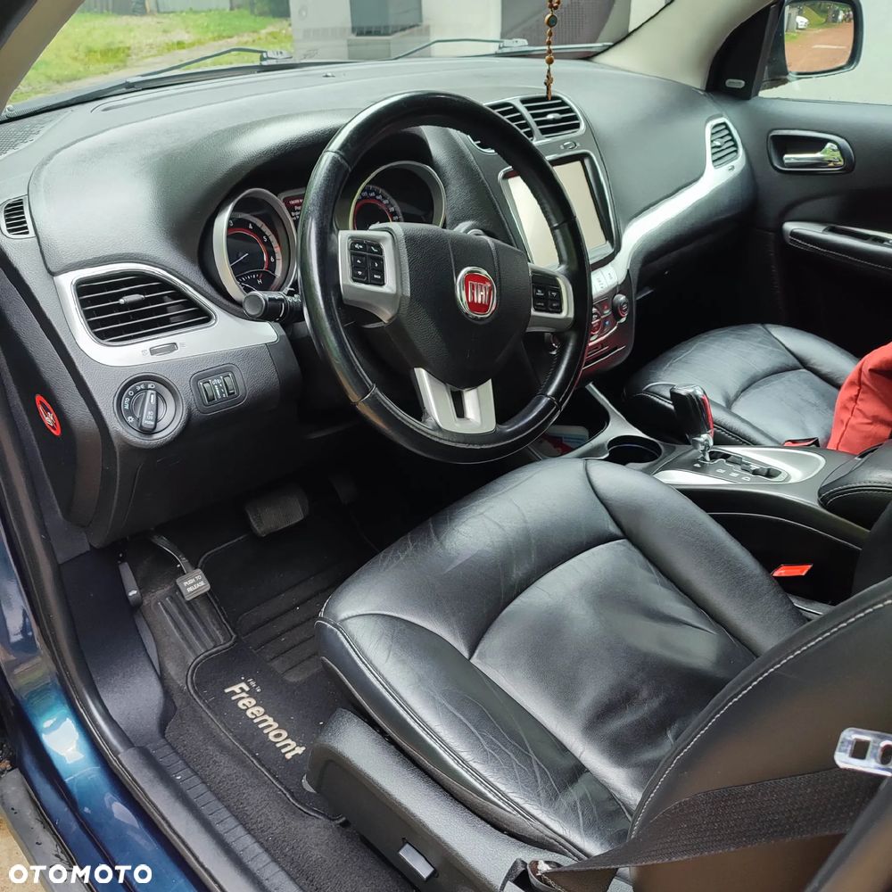 Fiat Freemont 2.0 Multijet 16V DPF Automatik Allrad Lounge - 4
