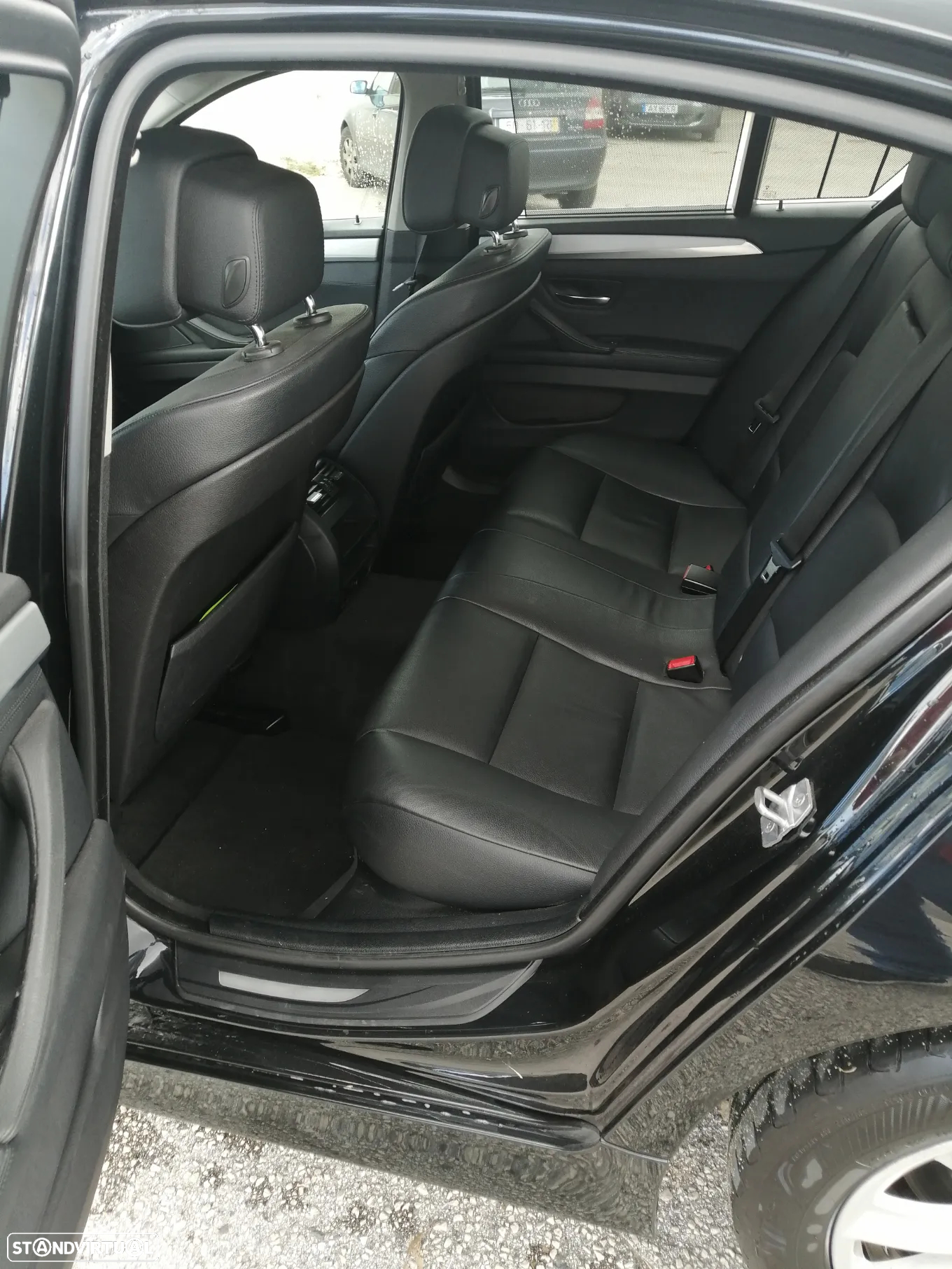 BMW 525 d Auto - 11
