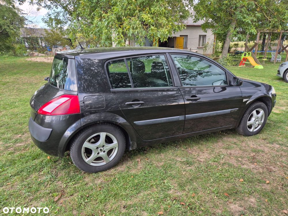Renault Megane 2004 photo 2