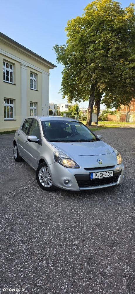 Renault Clio - 2