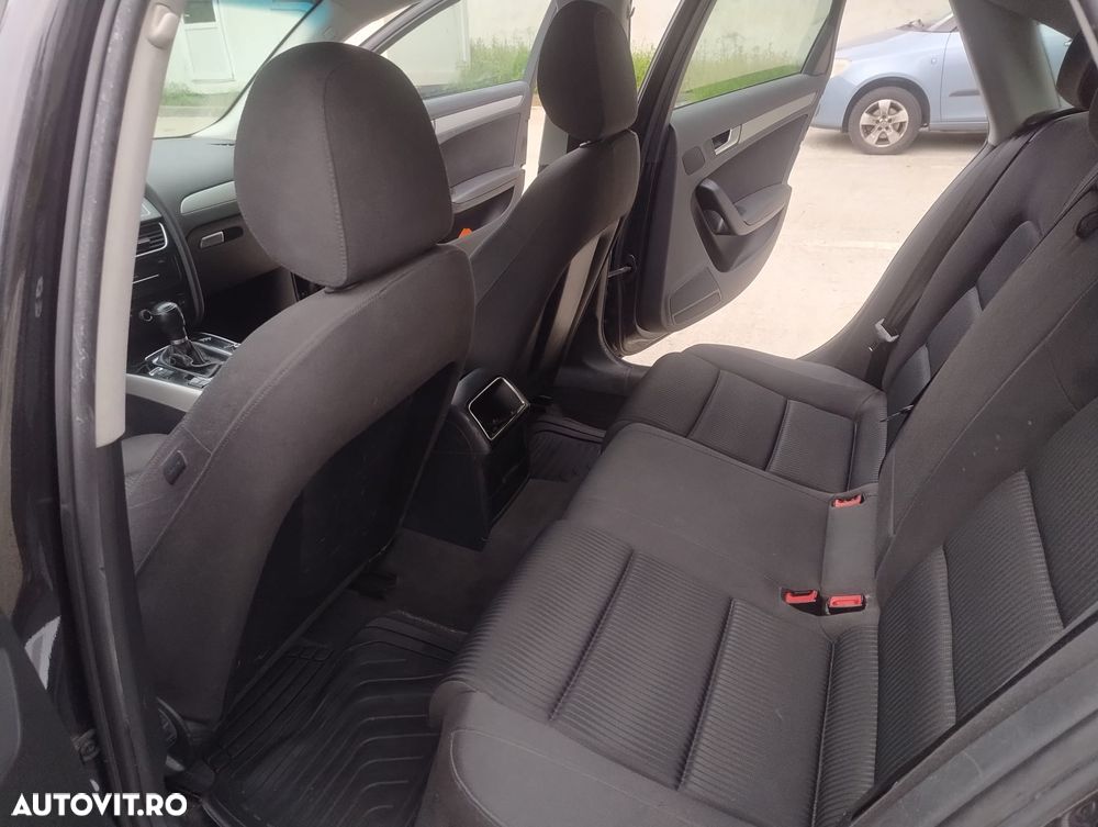 Audi A4 2.0 TDI B8 - 9