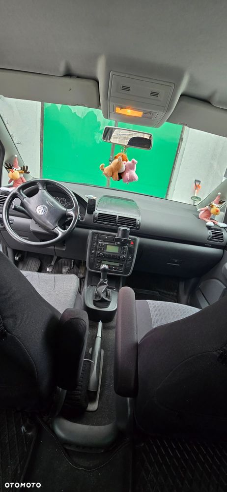 Volkswagen Sharan 2.0 TDI Basis - 11
