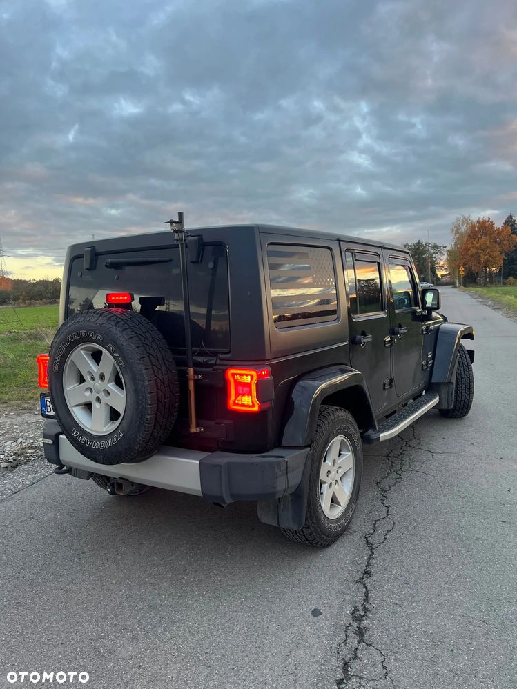 Jeep Wrangler Unlimited 3.8 Sahara - 7