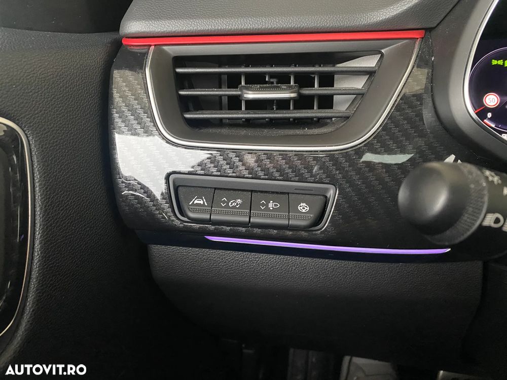 Renault Arkana TCe Mild Hybrid 160 EDC R.S. LINE - 12