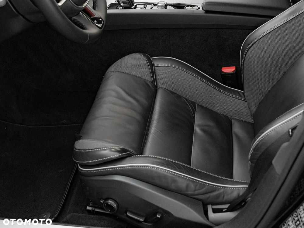 Volvo V60 B4 D Geartronic RDesign - 13