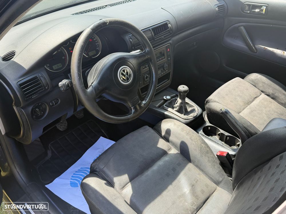 VW Passat Variant 1.9 TDi Confortline - 7
