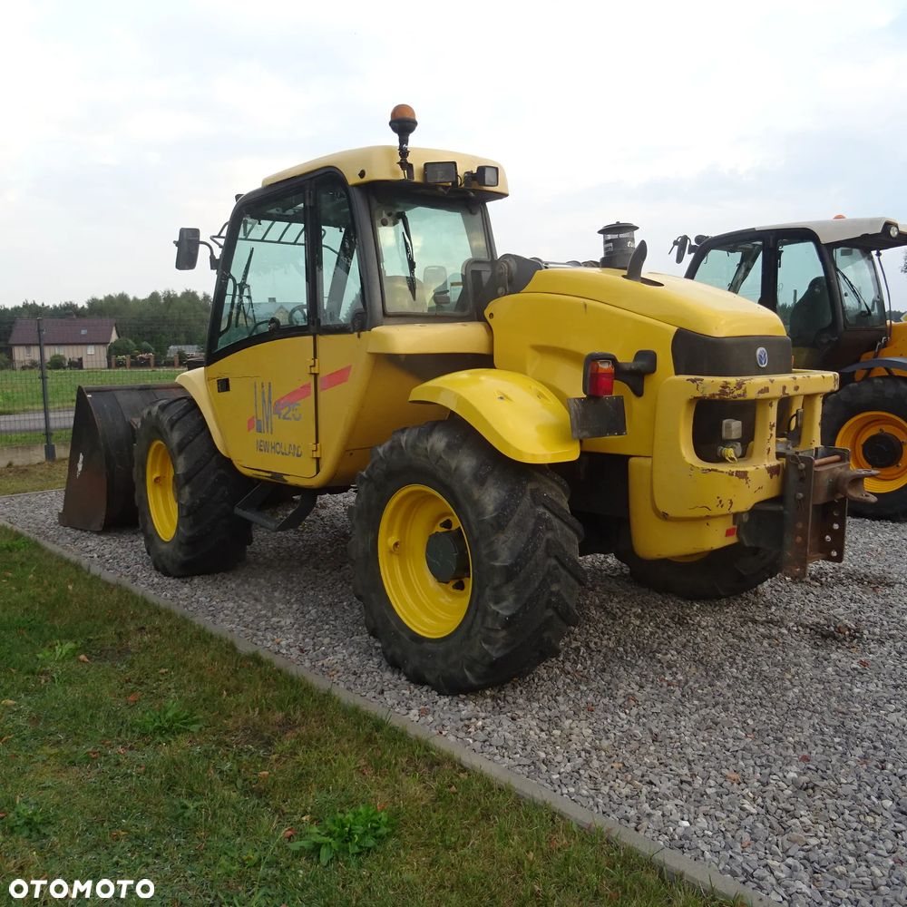 New Holland LM 425 - 3