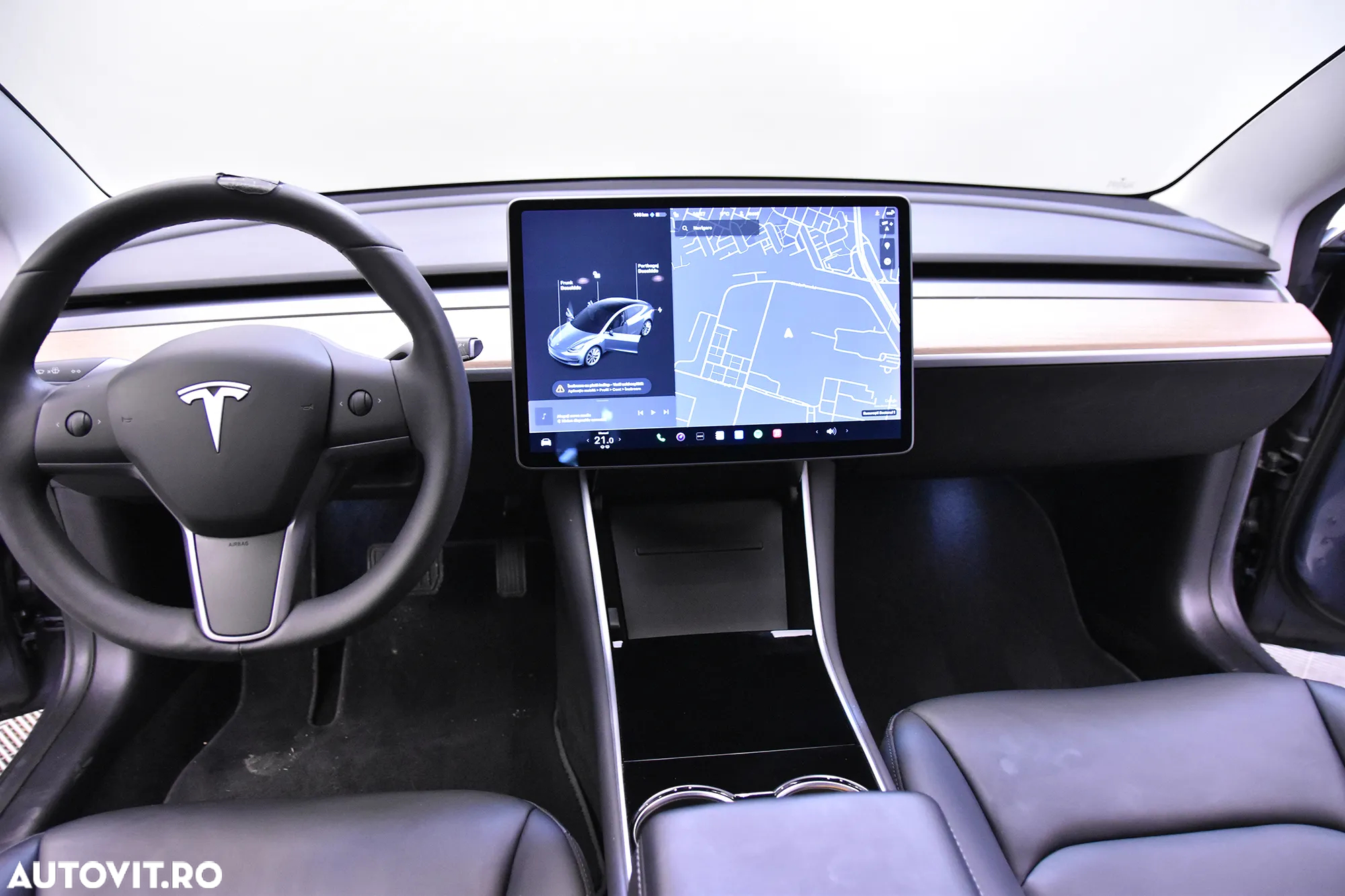 Tesla Model 3 Long Range - 9