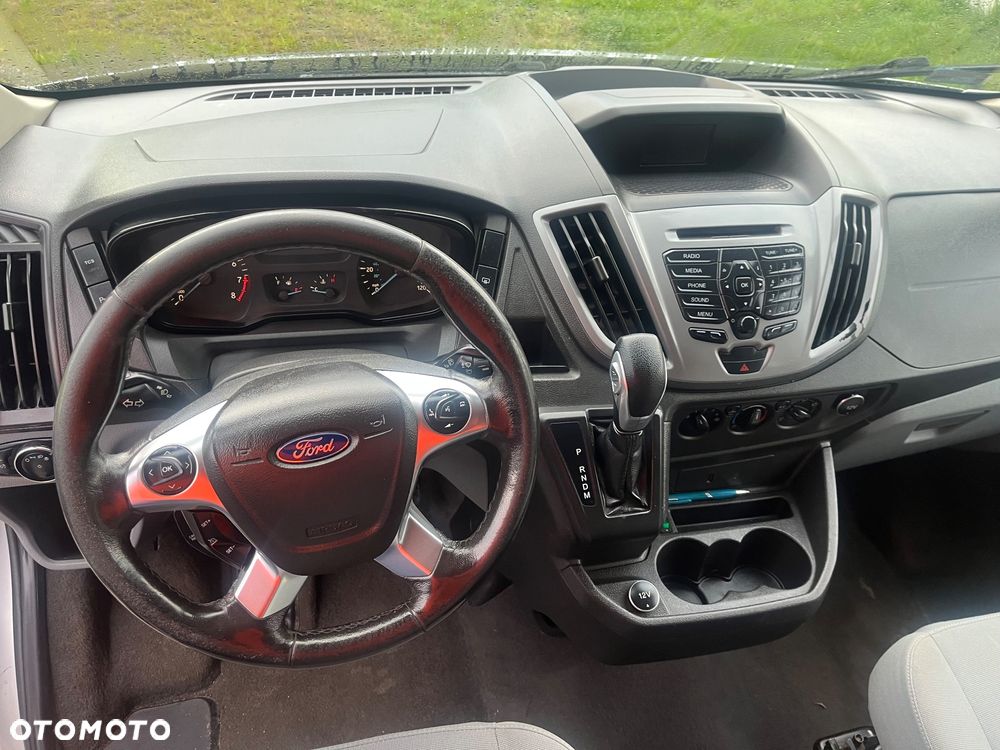 Ford Transit XLT - 9