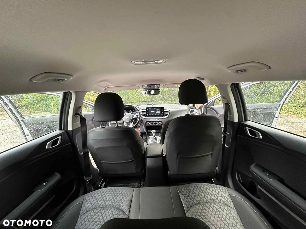 Kia Ceed 1.6 CRDi SCR M DCT - 23