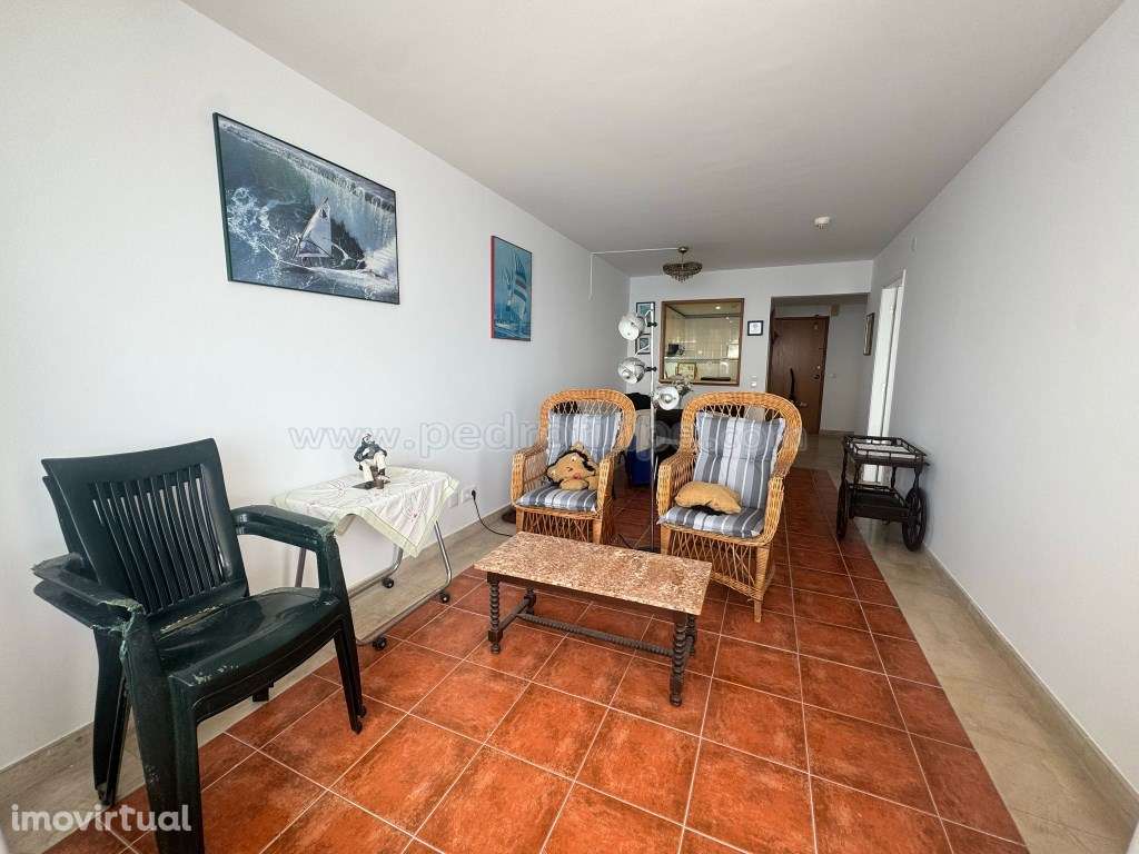 Espaçoso T1 com vista mar - Grande imagem: 5/12