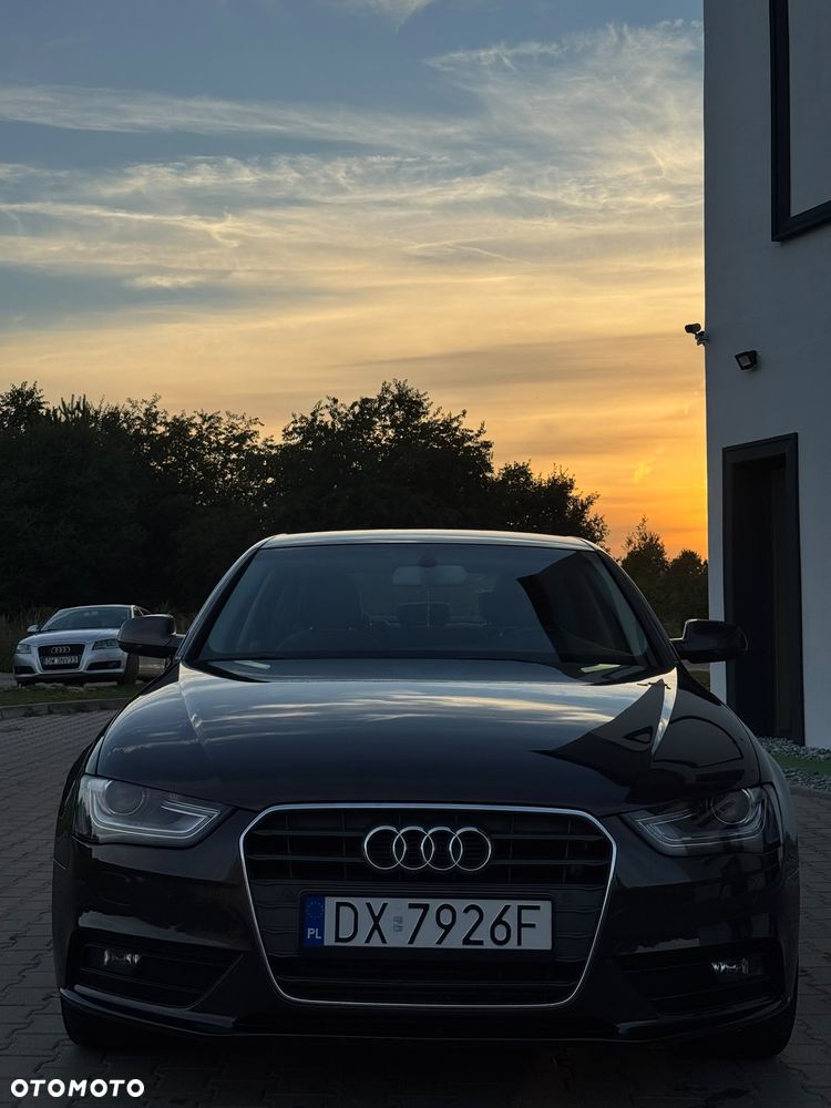 Audi A4 Limousine - 3