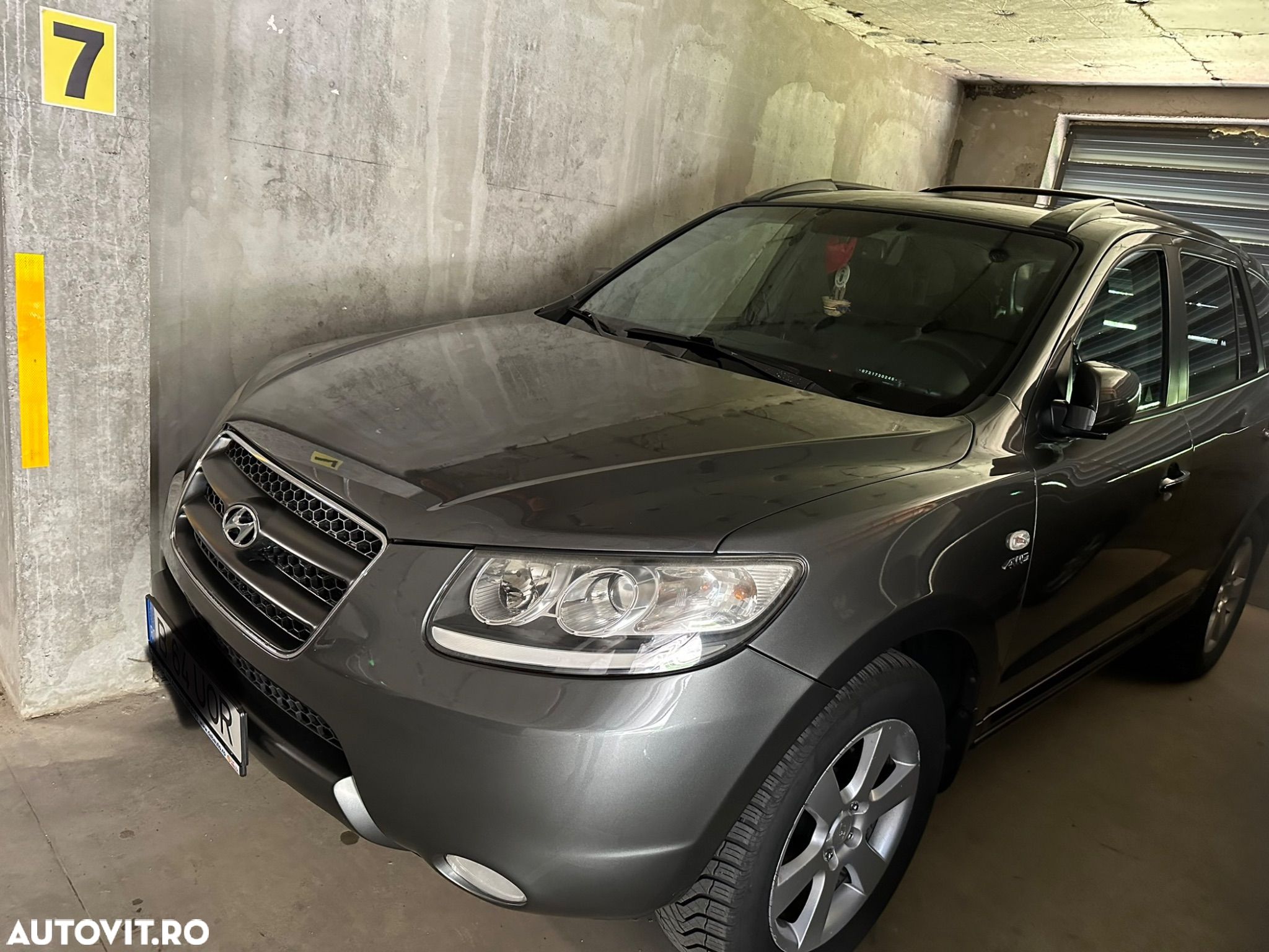 Hyundai Santa Fe 2.2 DSL VGT 7 SEATS 4WD AT PREMIUM - 1