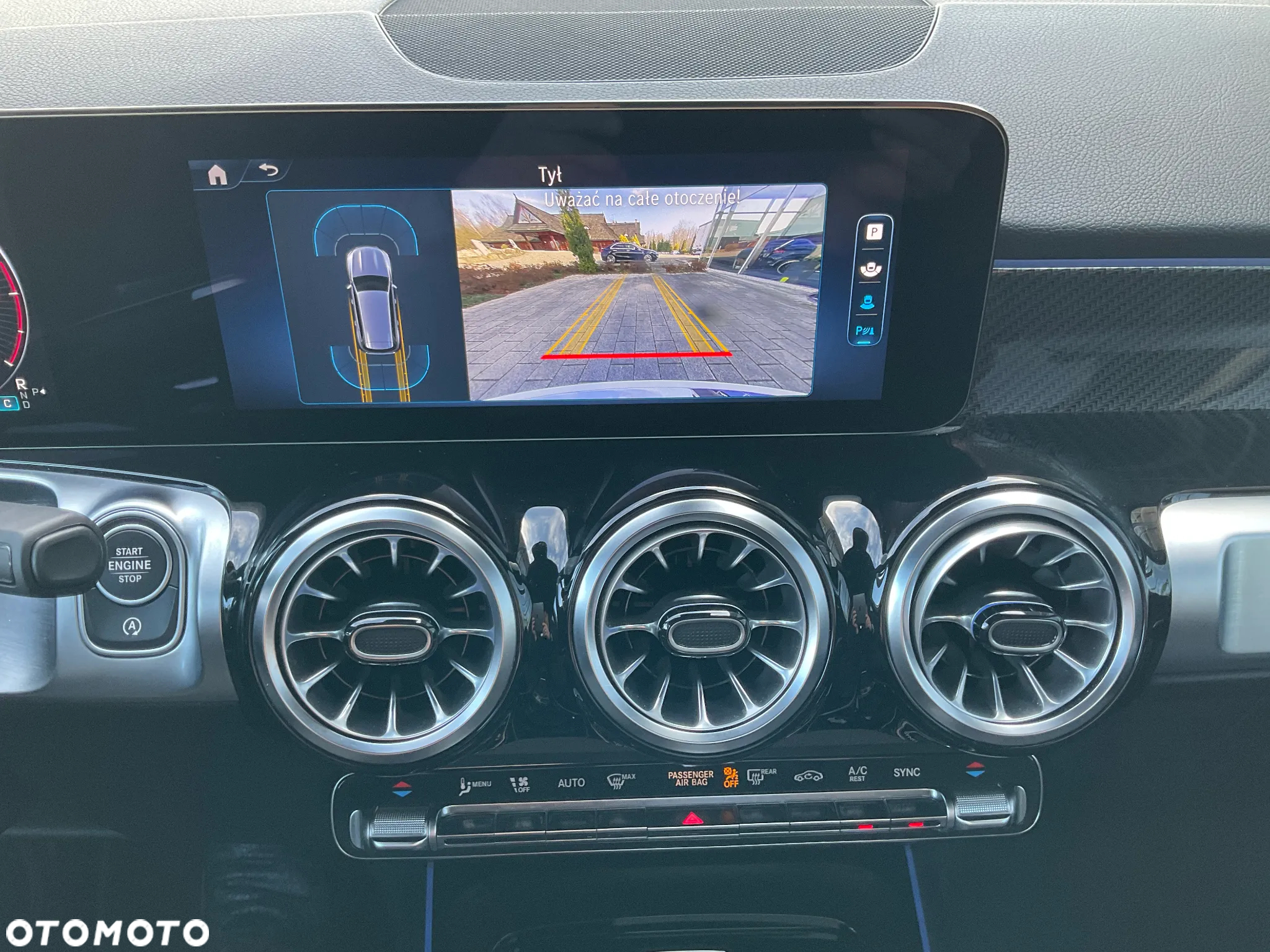Mercedes-Benz GLB 200 d AMG Line 8G-DCT - 28
