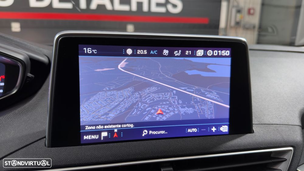 Peugeot 3008 1.2 PureTech Allure - 24