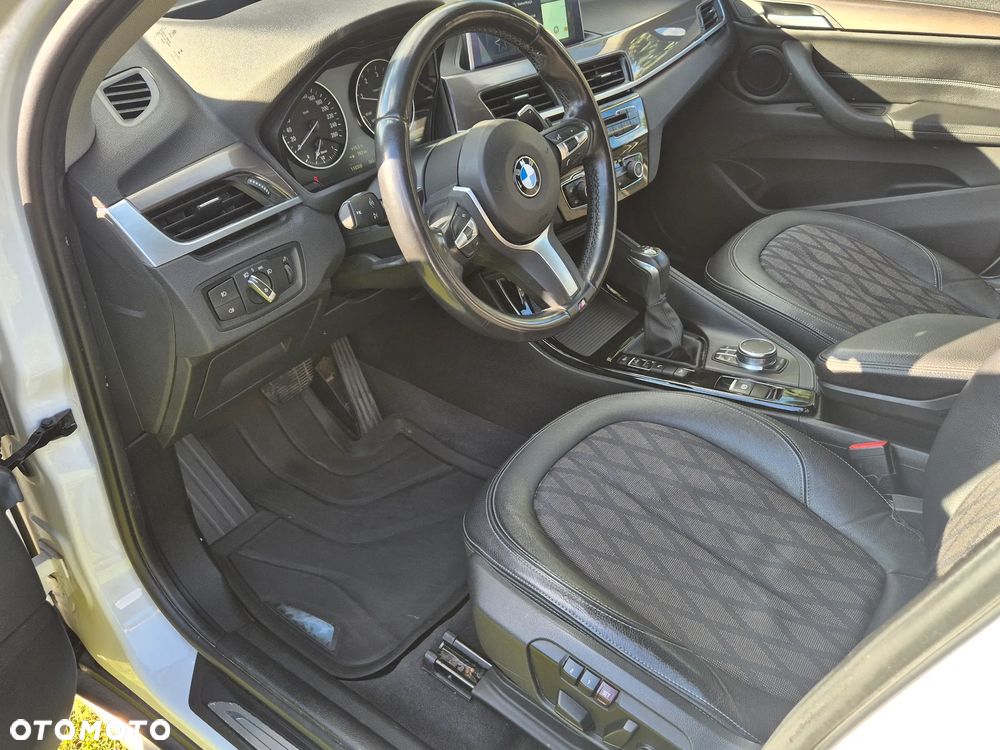 BMW X1 xDrive18d - 17