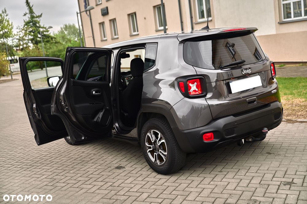 Jeep Renegade 1.3 GSE T4 Turbo Longitude FWD S&S - 23