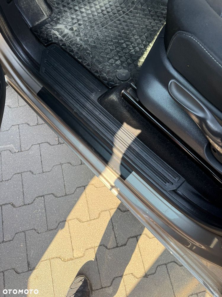 Volkswagen Amarok 3.0 V6 TDi 4MOTION Comfortline - 12