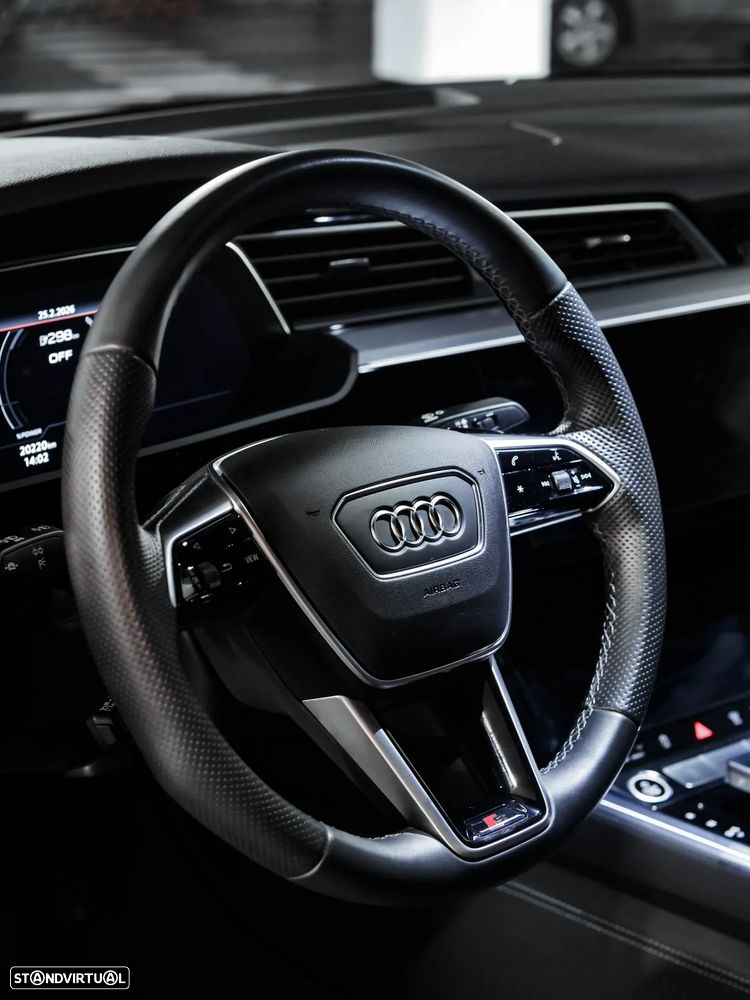 Audi e-tron Sportback 55 quattro S line - 12