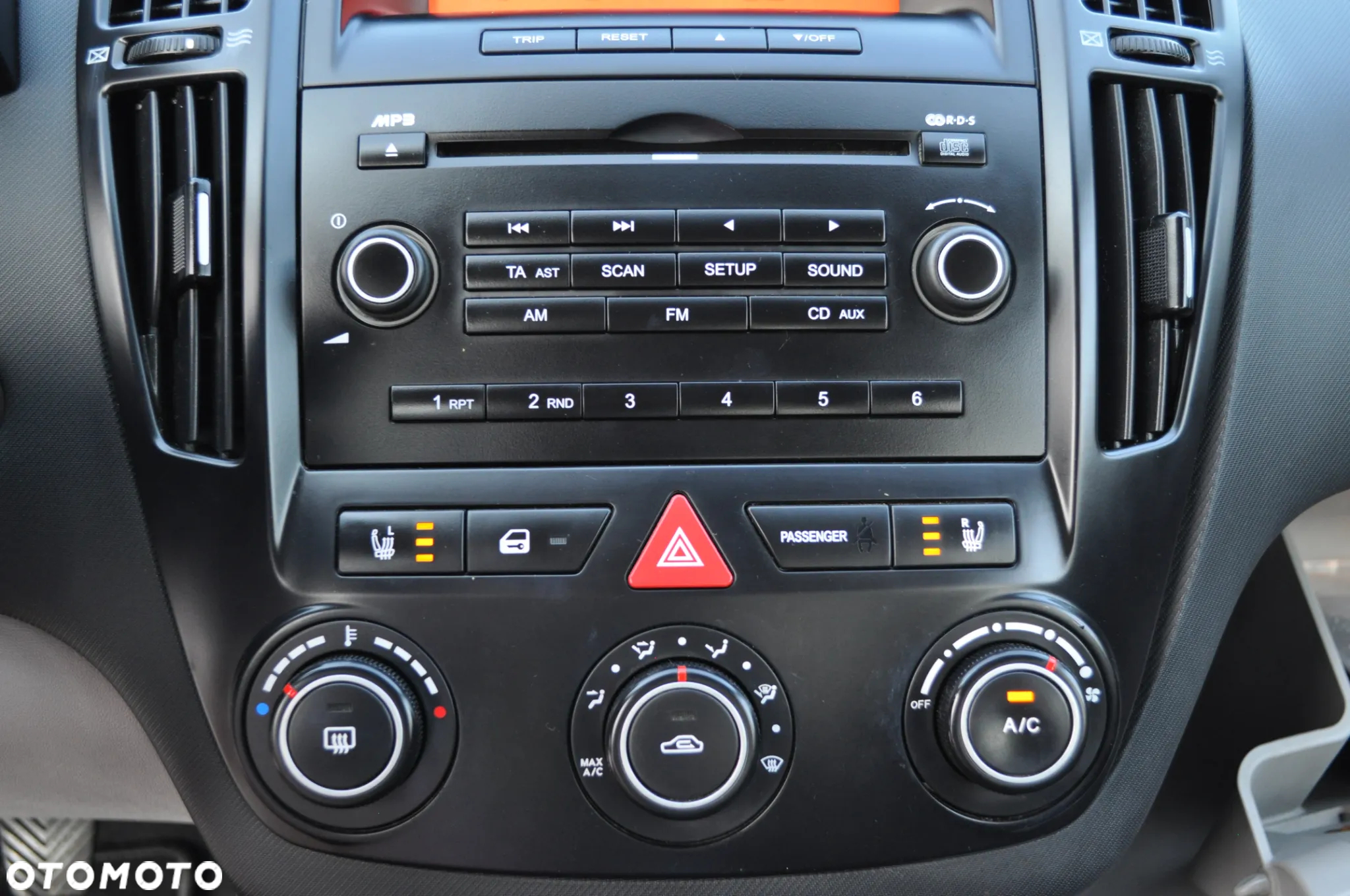 Kia Ceed 1.4 CVVT EX - 24