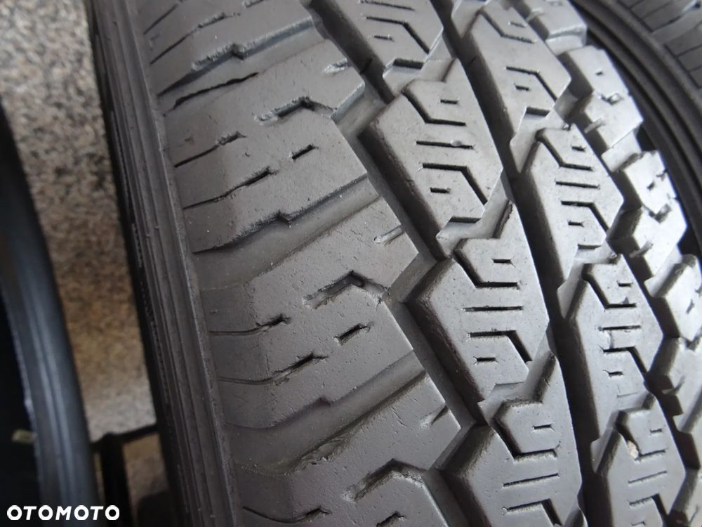 195/70/r15c 104/102R Hankook Radial RA10 - 5