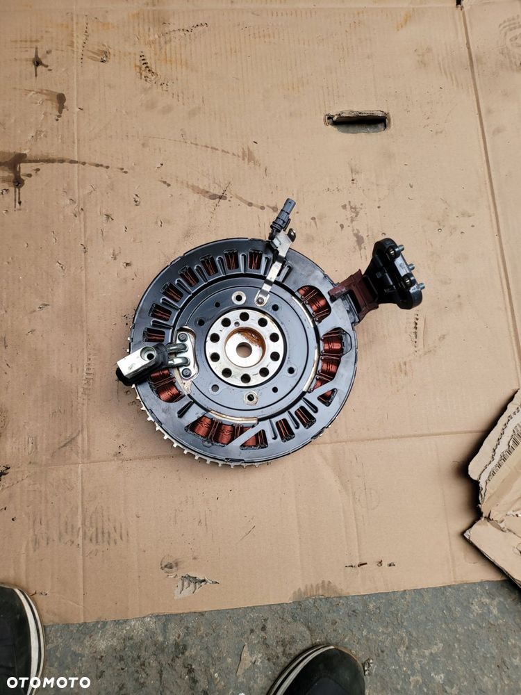 koło zamachowe dwumas volvo hybryda 2.0 31473617 - 1