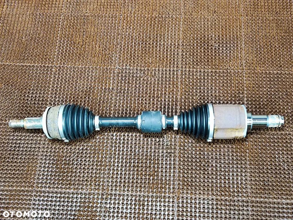 TOYOTA HIGHLANDER 3.5i 4x4 Aut 20-24r Półoś Lewa - 1