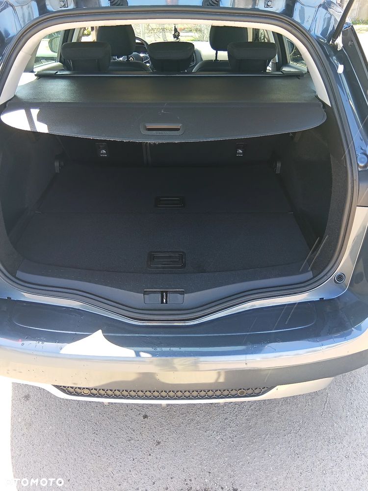 Renault Megane TCe 115 GPF ZEN - 11