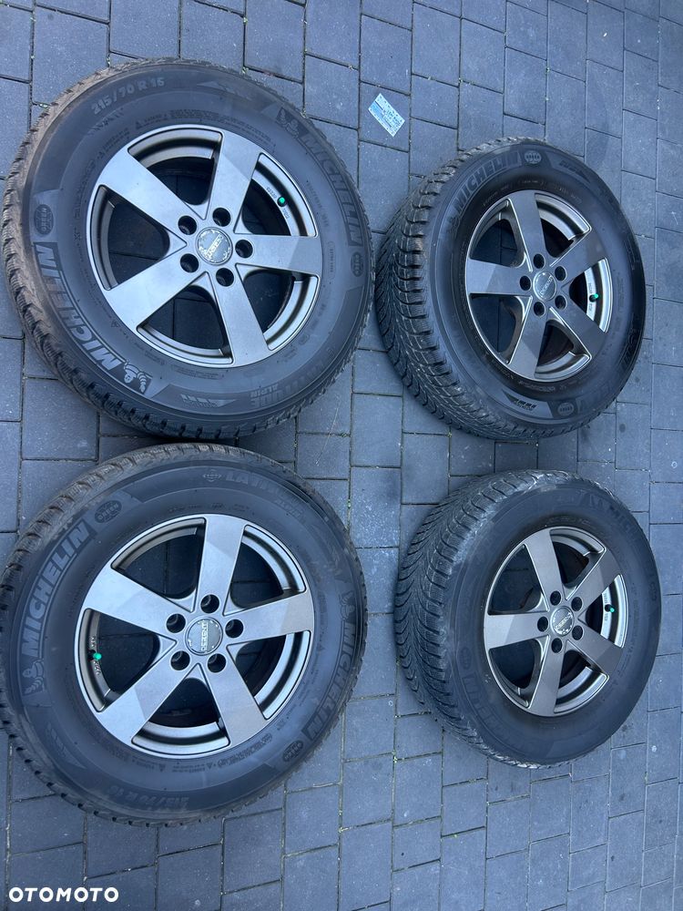 Koła Zimowe Kia Hyundai 5x114.3 ET43 215/70/16 Michelin - 2